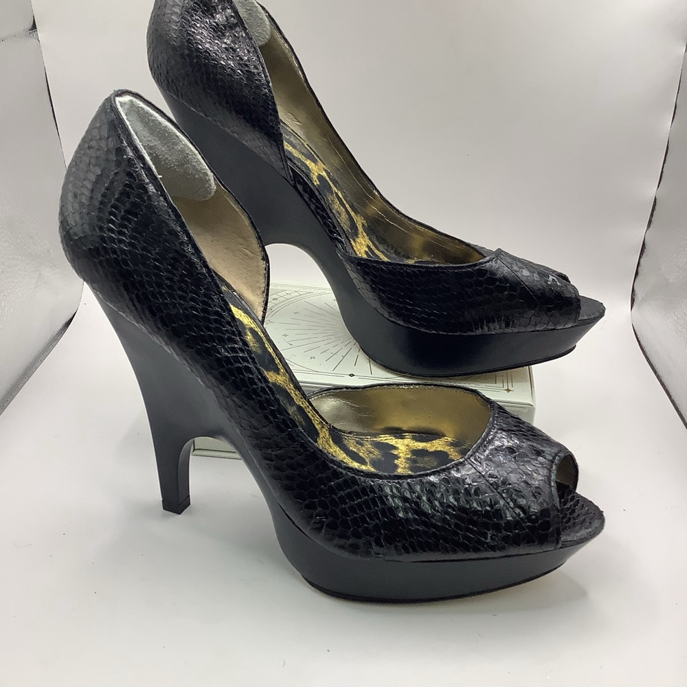 Vintage Women's bebe Black Snake Print Heels Size 9